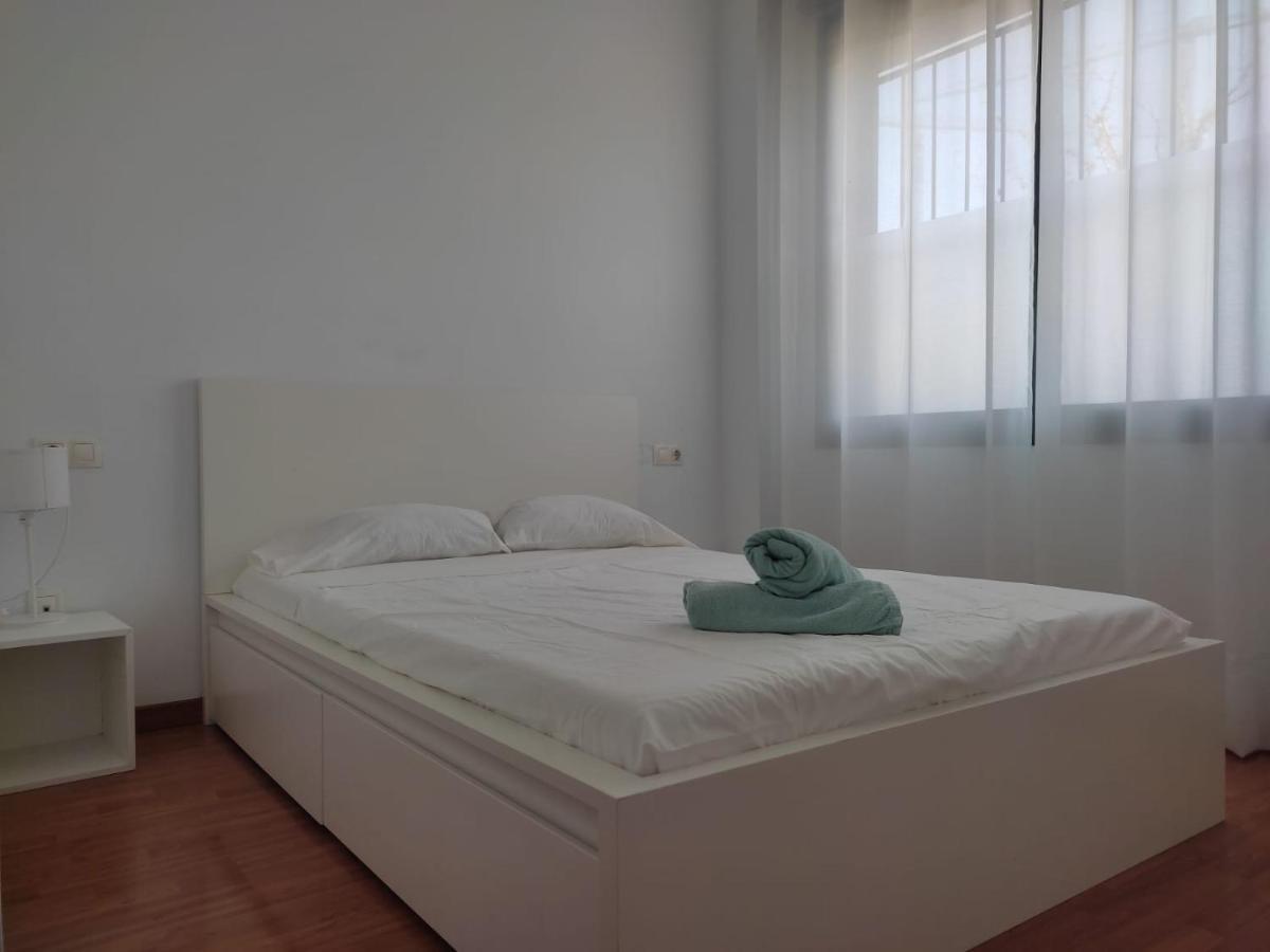 Ap4Us B1 - Apartment For Us - Sightseeing & Beach Near To Barcelona Badalona Exterior foto